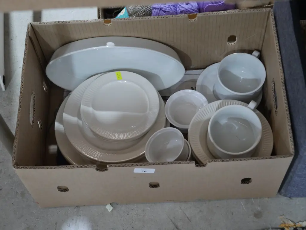 Dinnerware Image 1++