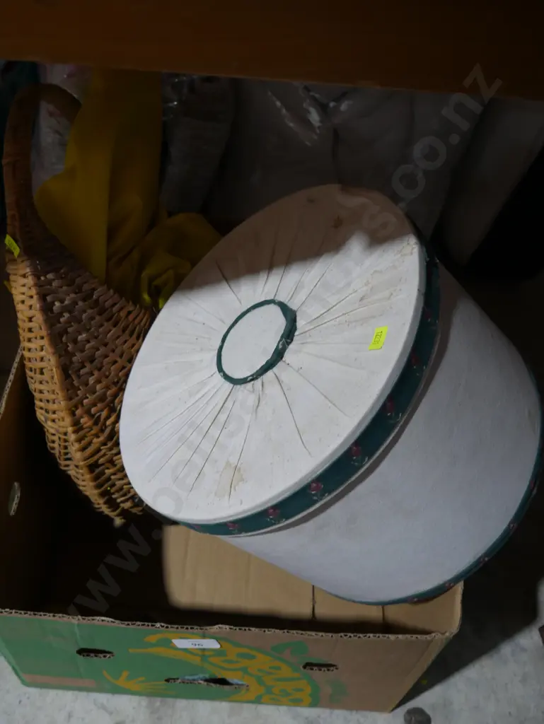 Cane basket, hat box etc Image 1++