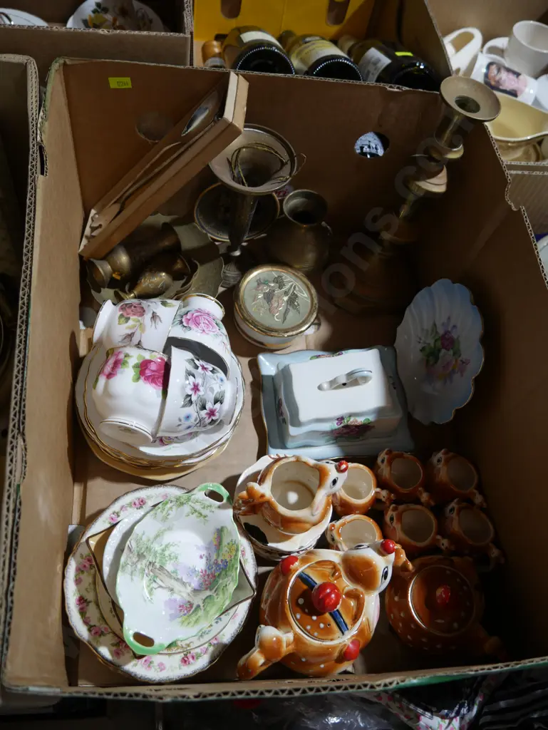 Brassware, China Image 1++