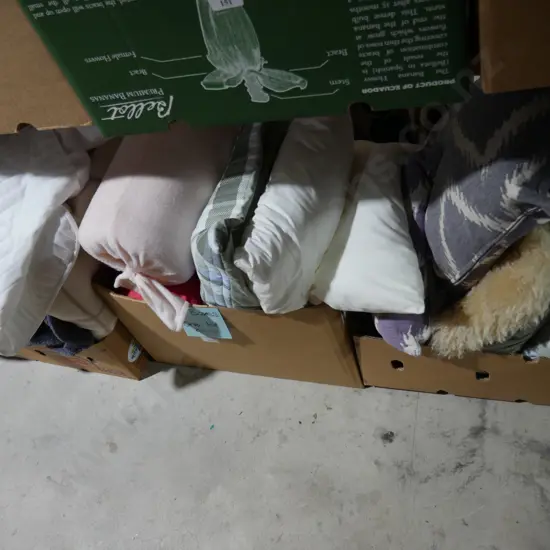 3 boxes of bedding
