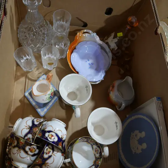 Glassware, trios etc