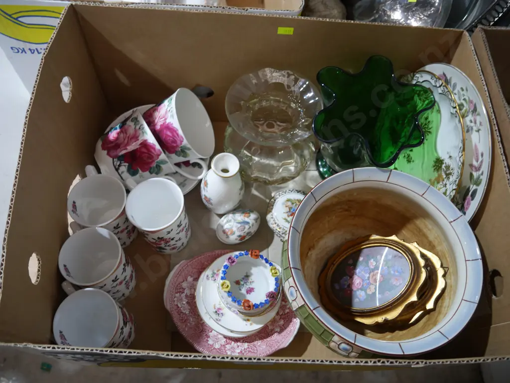 Glass vases, China etc Image 1++