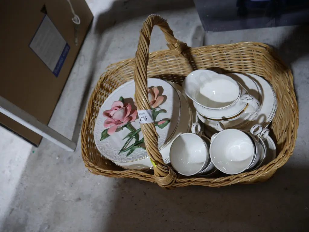 Dinner set etc Image 1++