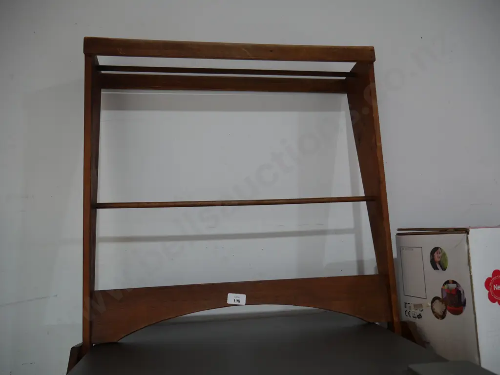 Towel rack Image 1++
