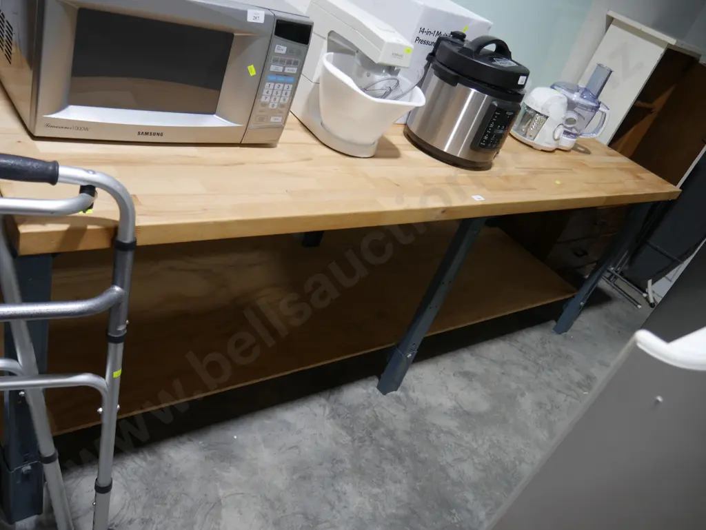 Large workbench Image 1++