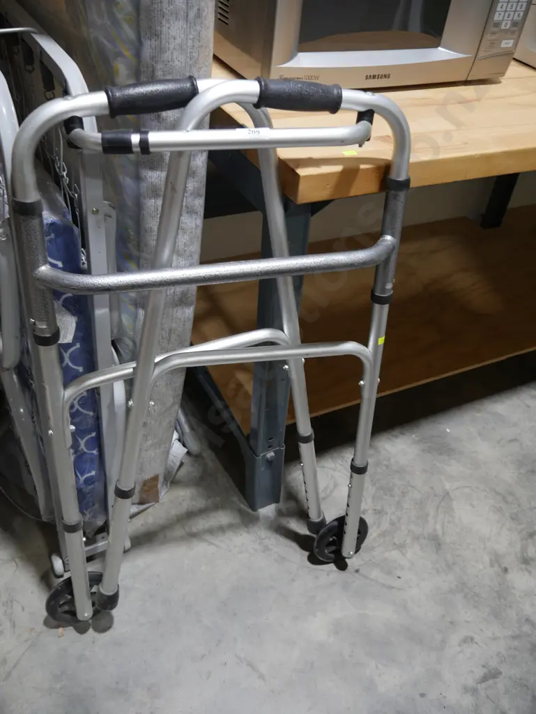 Invalid walker Image 1++