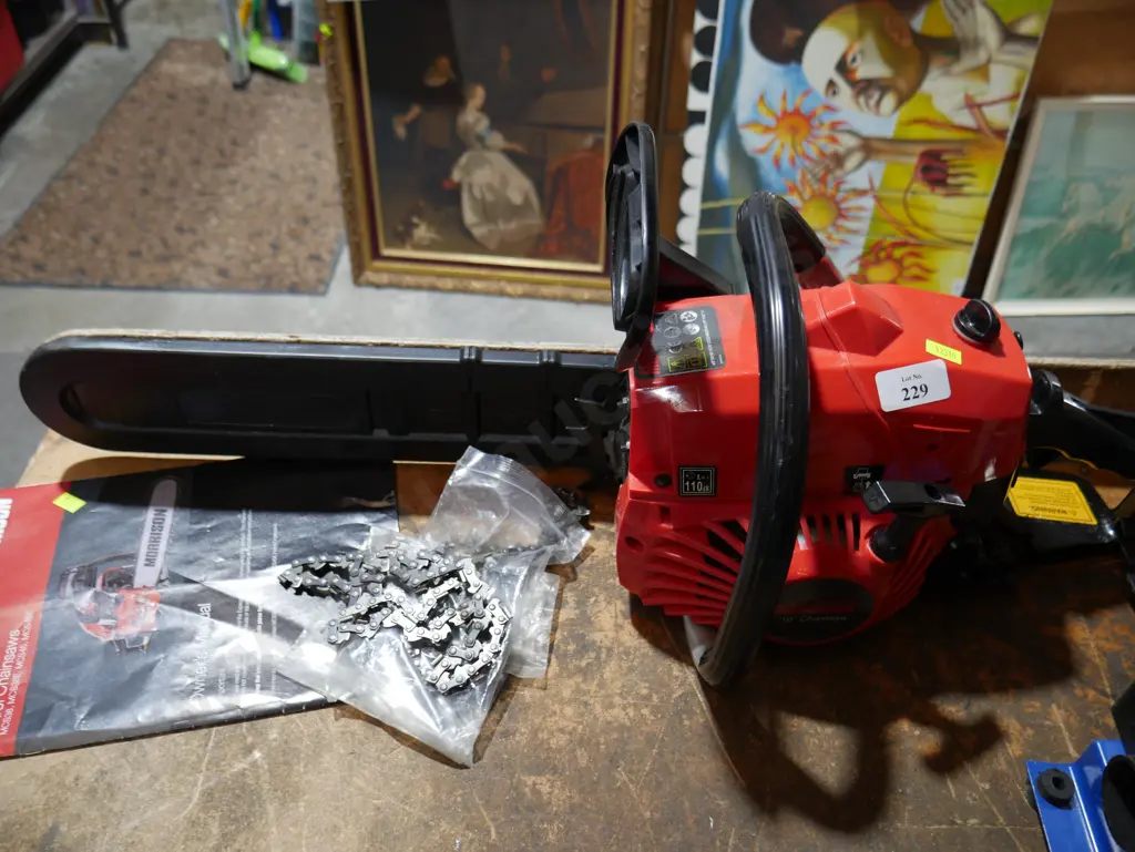 Morrison petrol chainsaw Image 1++