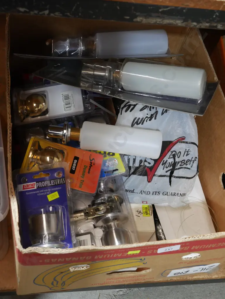 Door knobs etc Image 1++