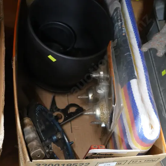 Wire brush set, pot etc