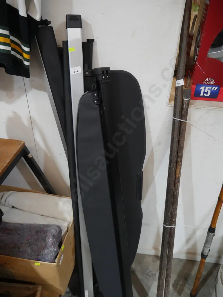 Roll away parcel shelves Image 1++