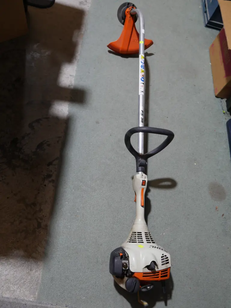 Stihl weedeater Image 1++