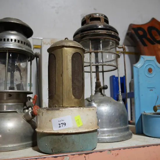 4 lanterns