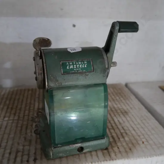 Pencil sharpener