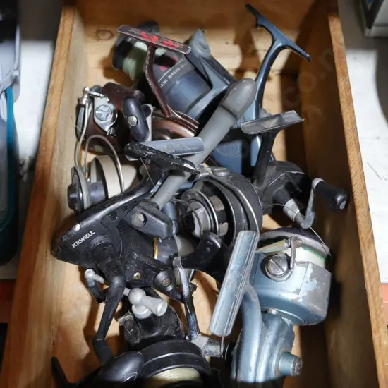 Assorted fishing reels