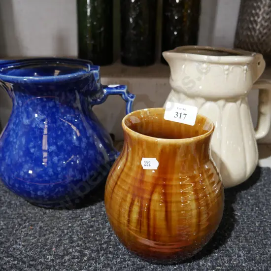Temuka Pottery kettles, Crown Lynn vase