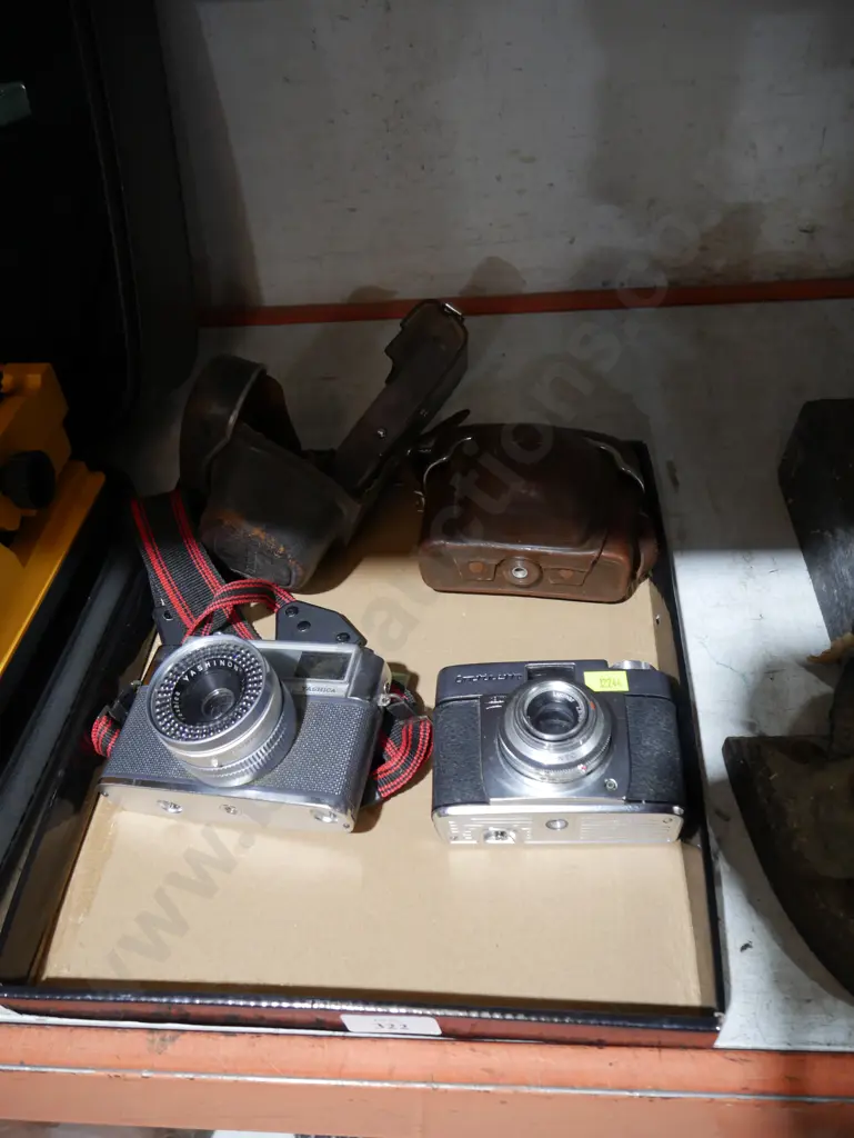 2 cameras Image 1++