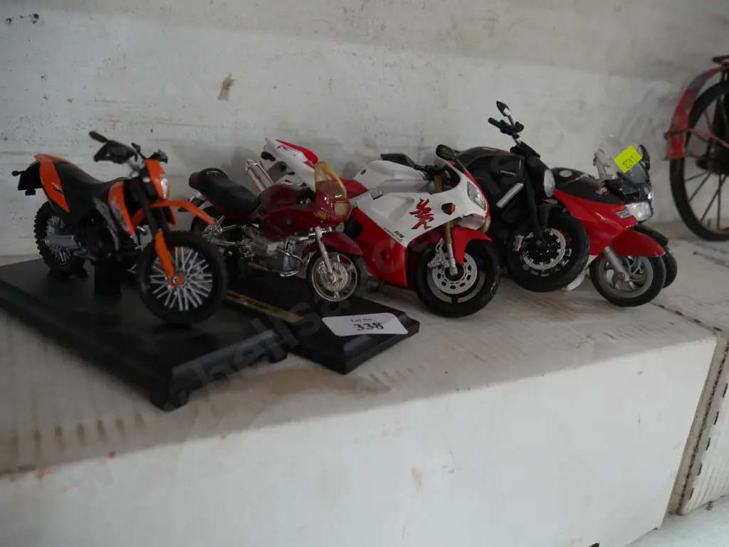 Assorted model motorcycle's Image 1++