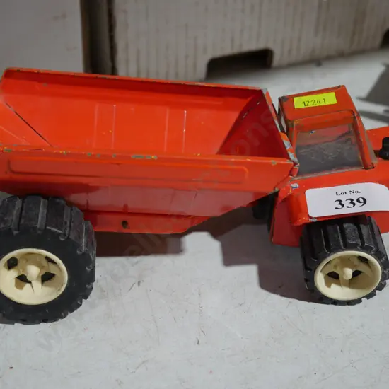 Toy dump truck