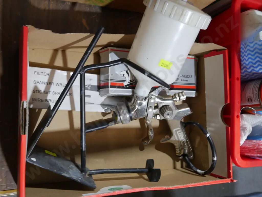 Spray gun Image 1++