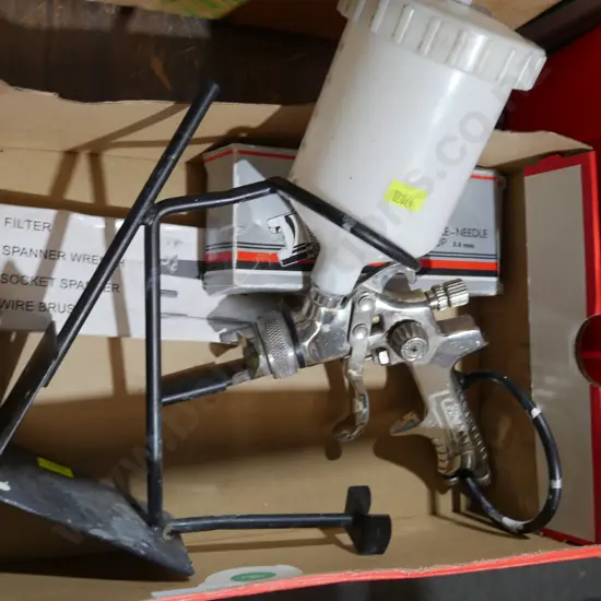 Spray gun