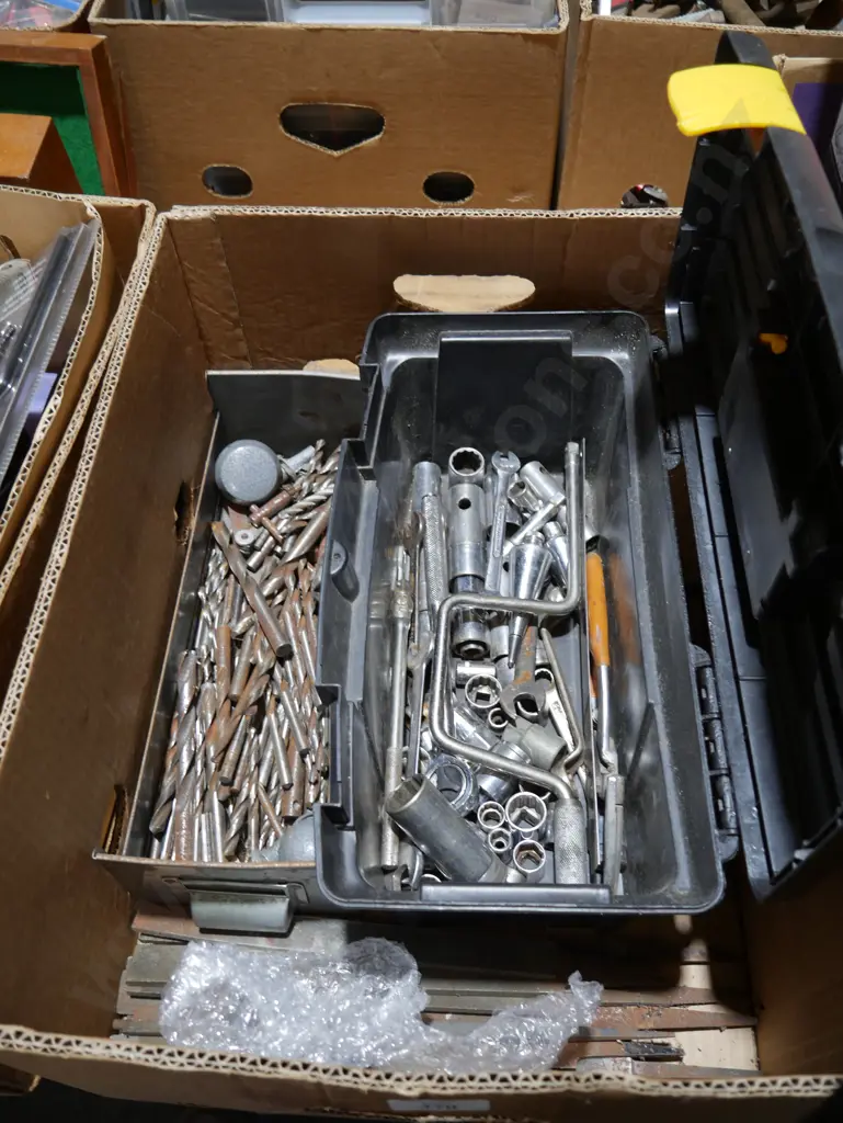 Toolbox, drill bits etc Image 1++