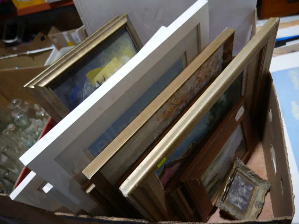 Assorted framed artworks Image 1++