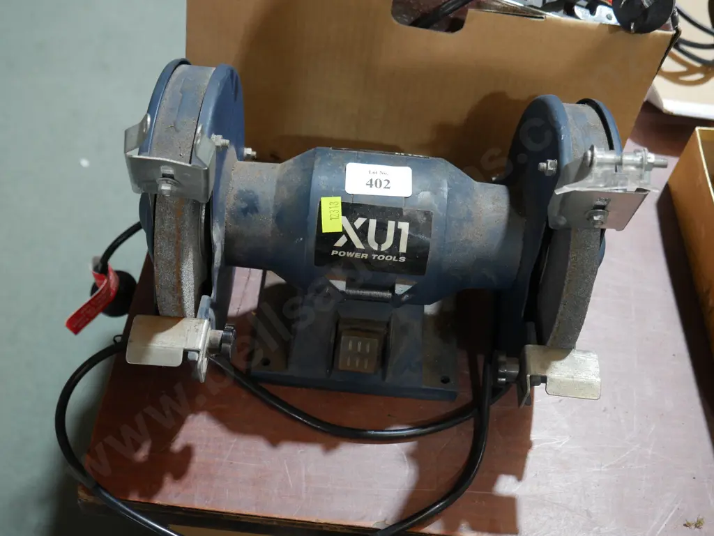 Bench grinder Image 1++