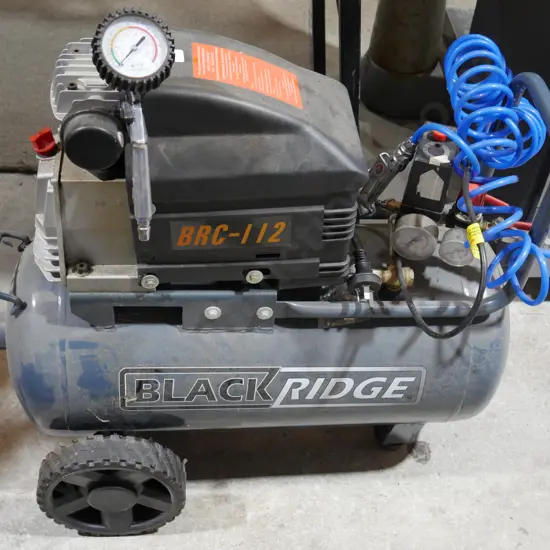 Black ridge air compressor
