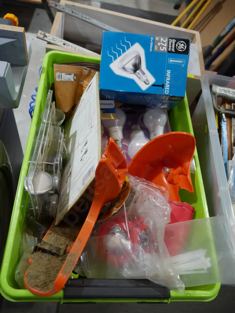 Light bulbs etc Image 1++