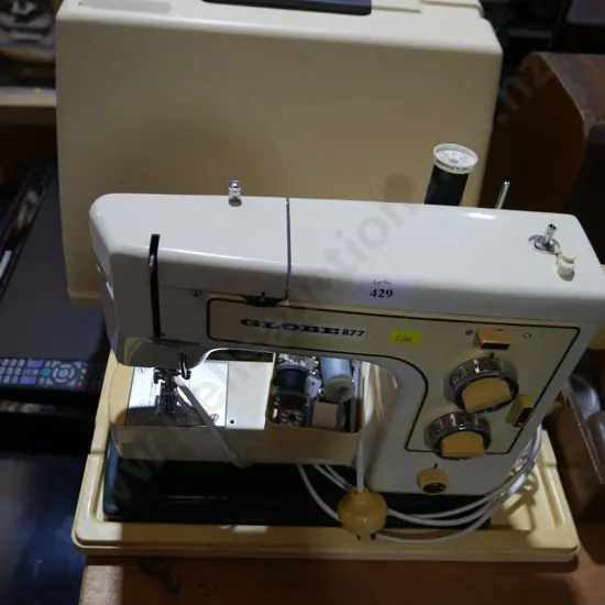 Globe 877 sewing machine