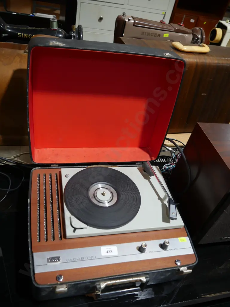 Record player Image 1++