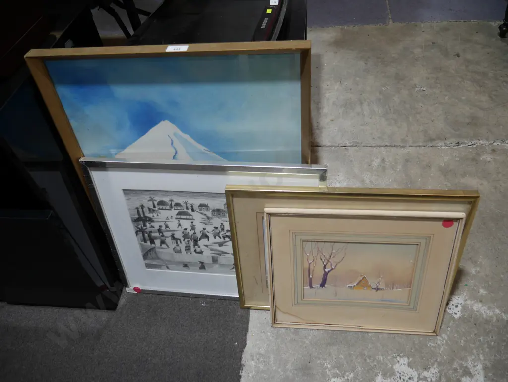 Assorted pictures Image 1++