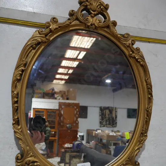 Gilt frame mirror