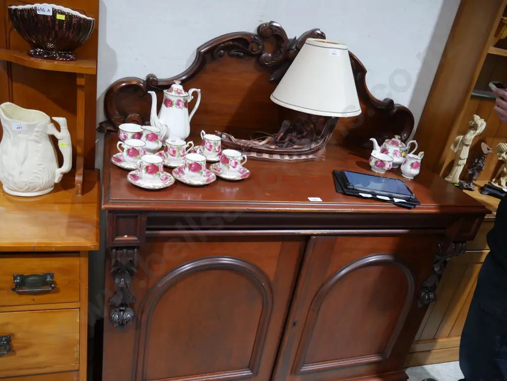 Chiffonier sideboard Image 1++
