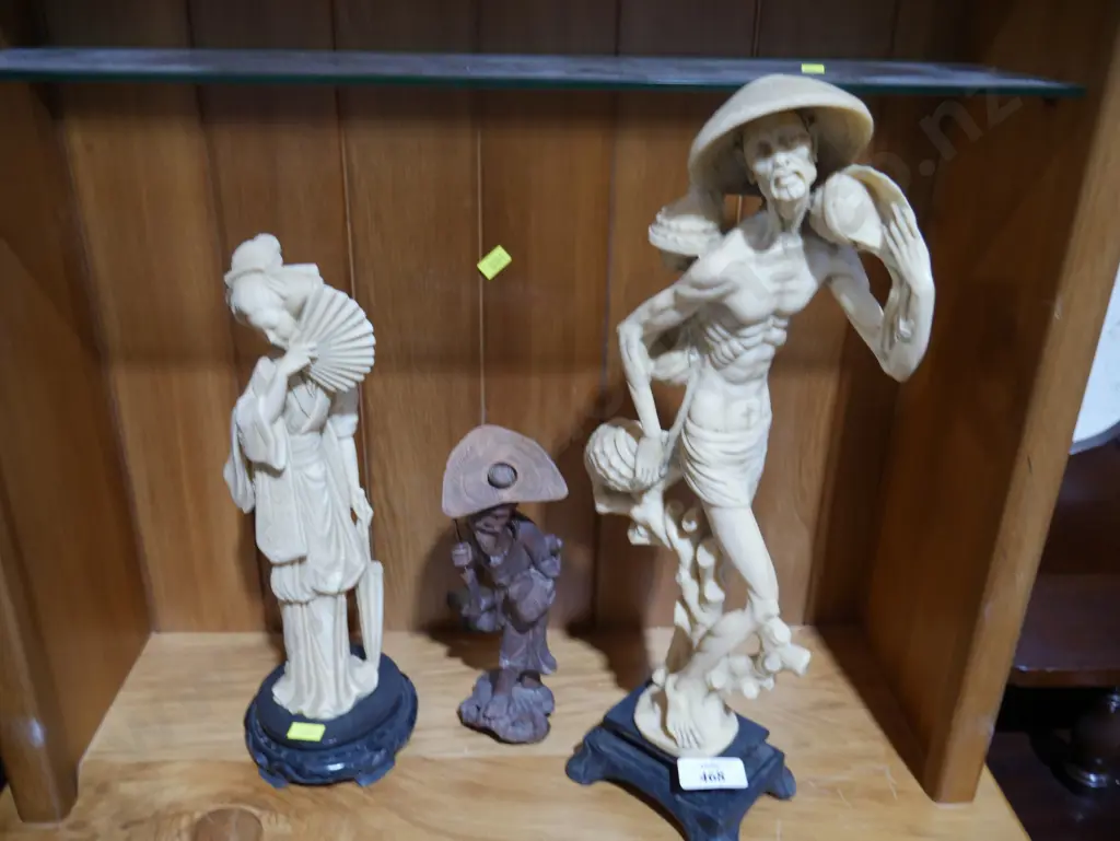 3 Oriental figurines Image 1++