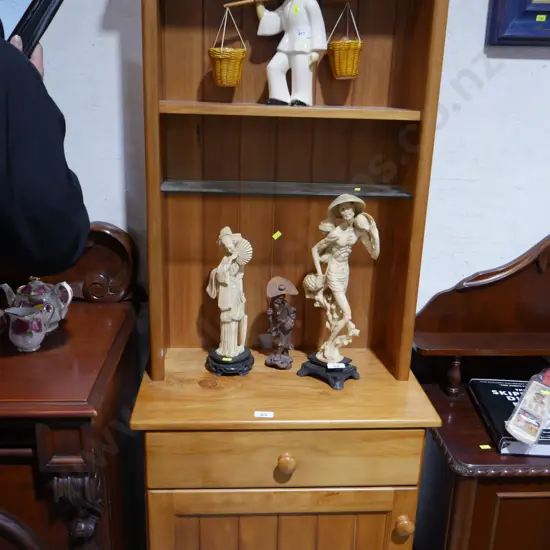 Narrow welsh dresser
