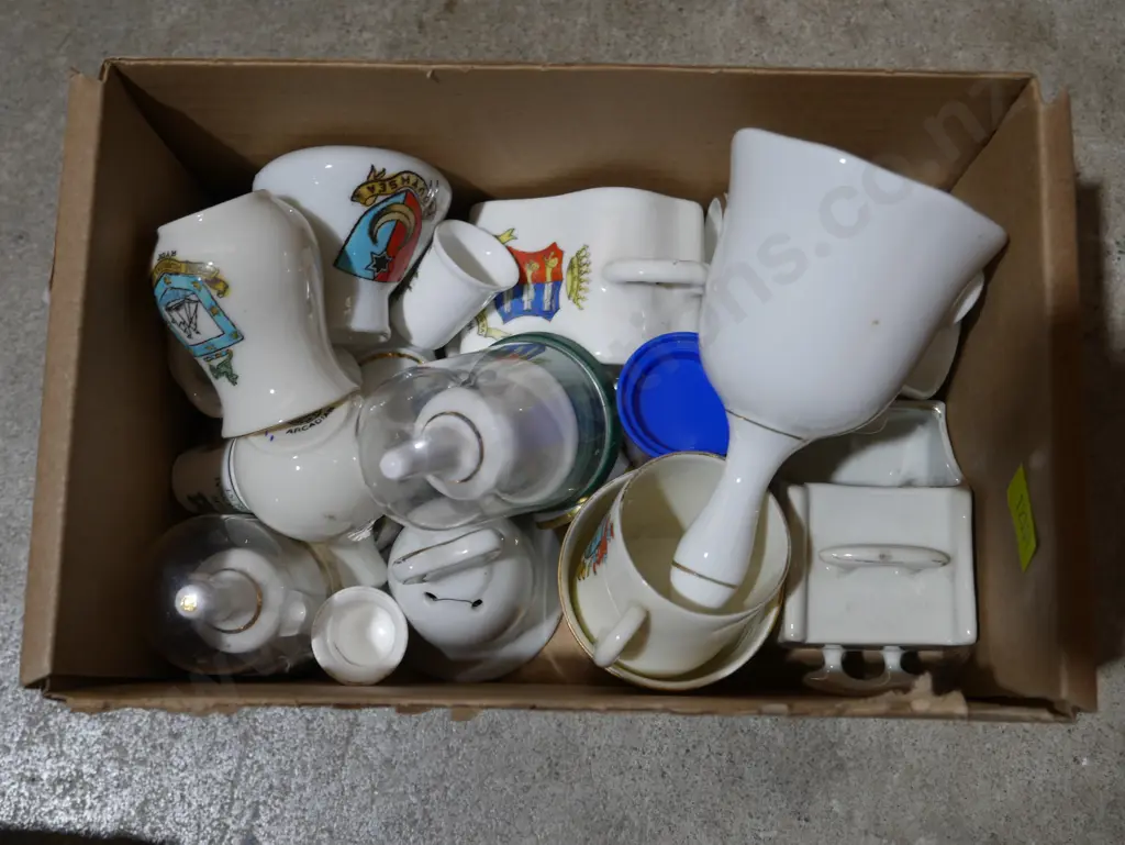 Thimbles, bell etc Image 1++