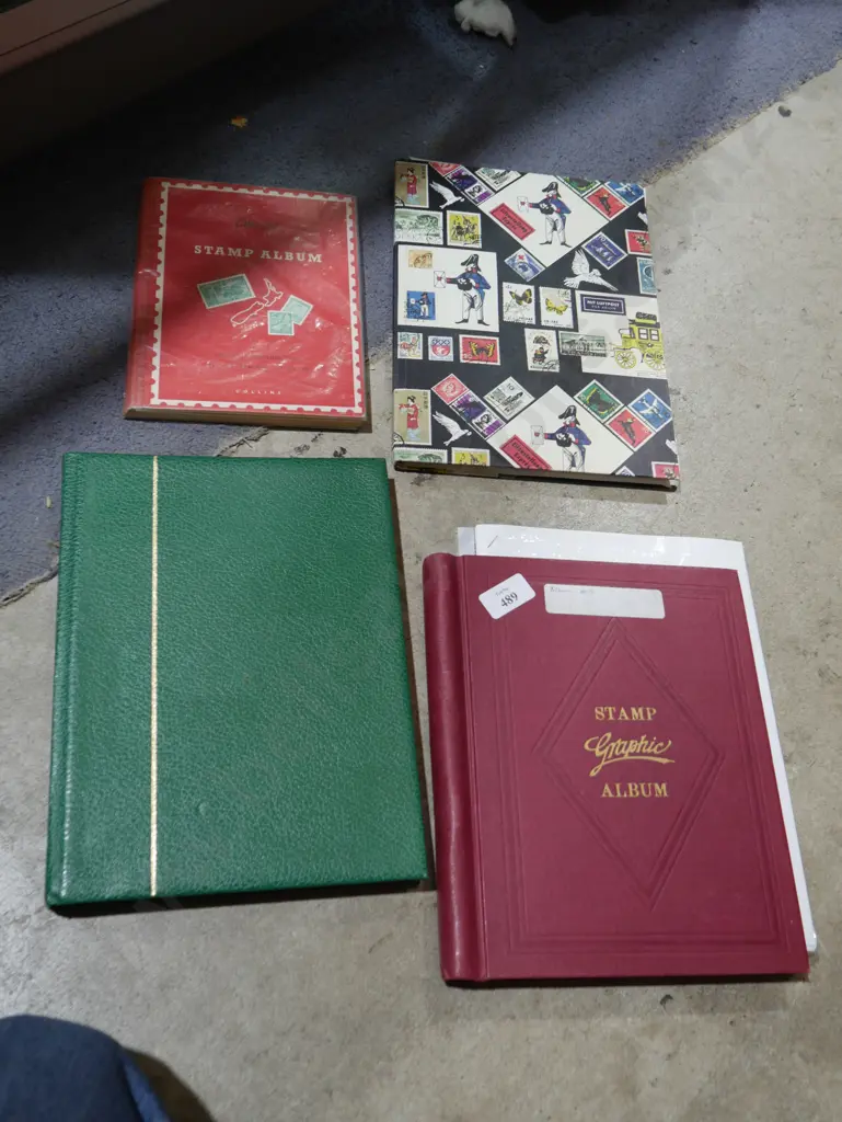 Stamp albums Image 1++