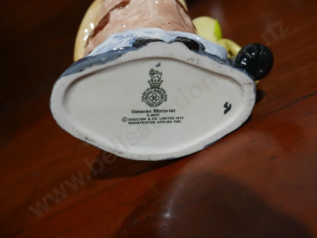 Royal Doulton The Veteran Motorist Image 1++