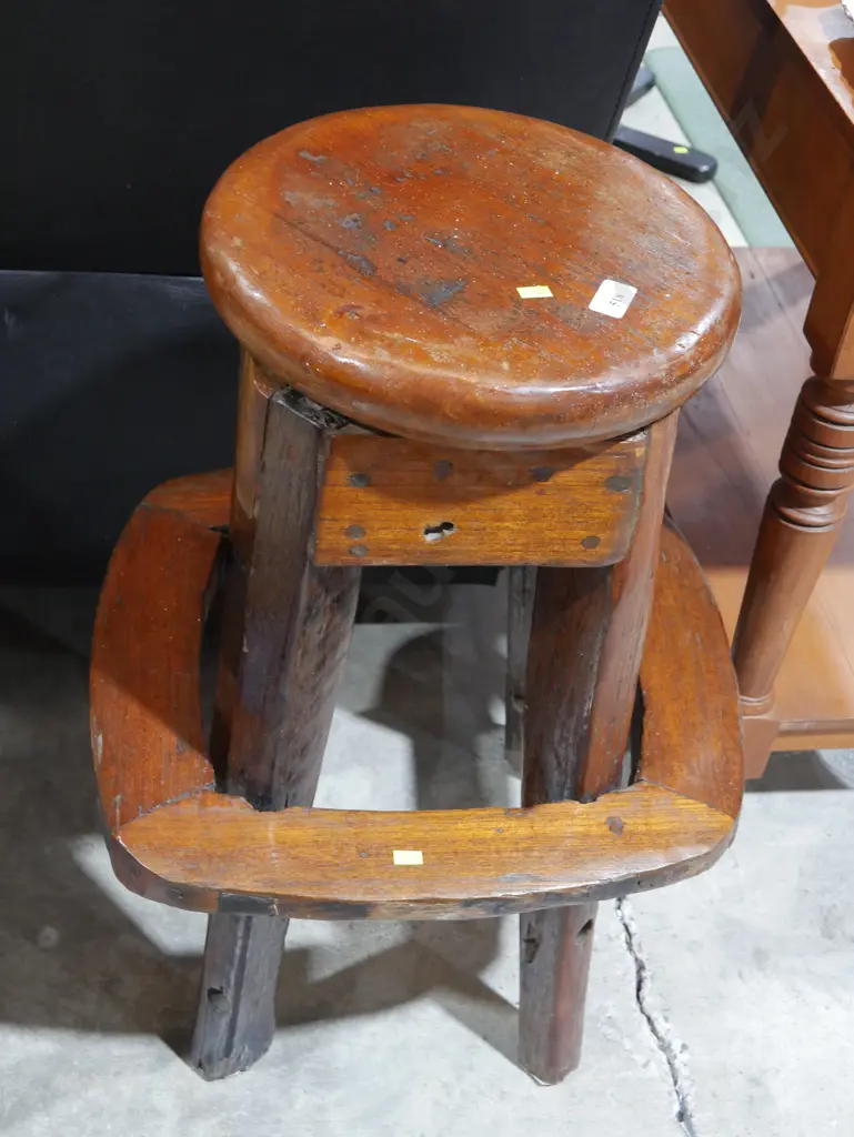 Solid wood stool Image 1++