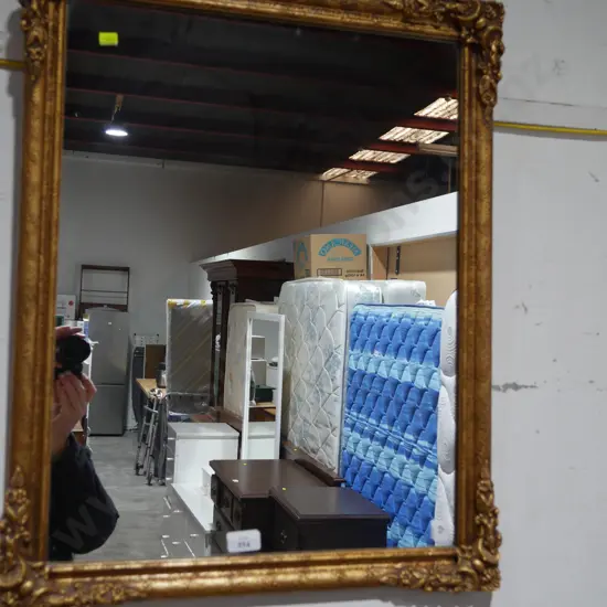 Gilt frame mirror