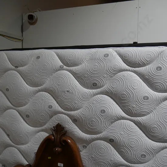 Queen size bed