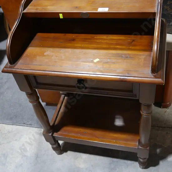 Small desk
