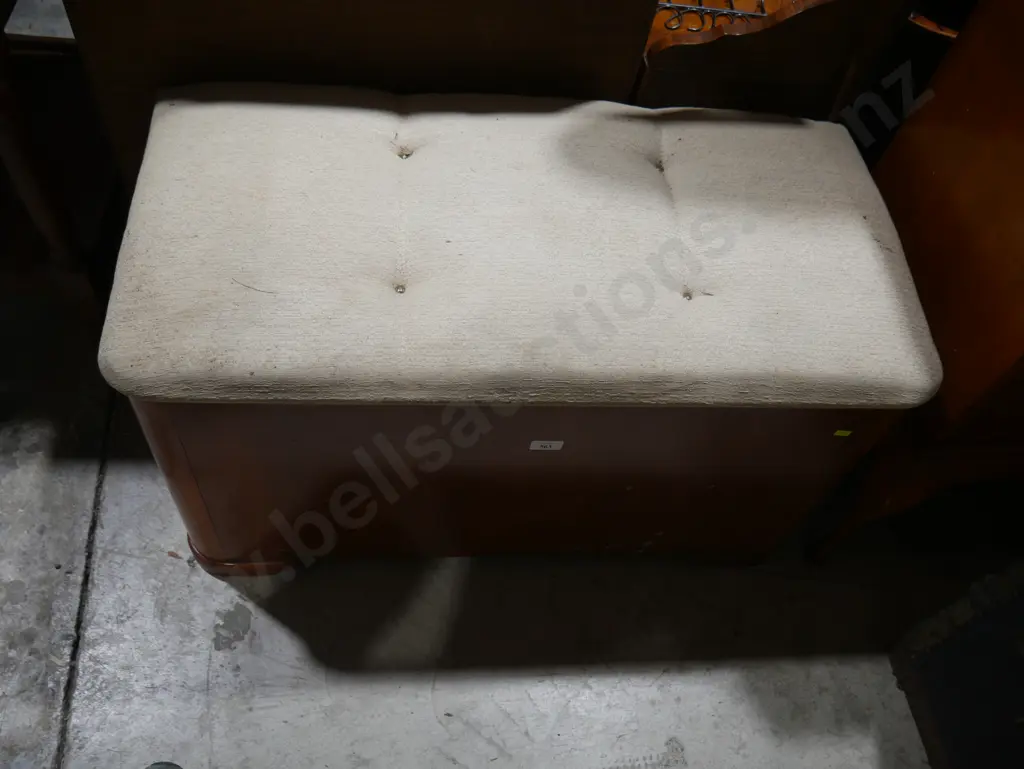 Blanket box Image 1++