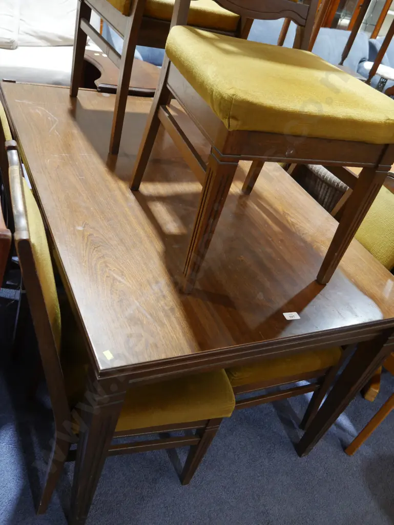 Dining table and 6 chairs Image 1++