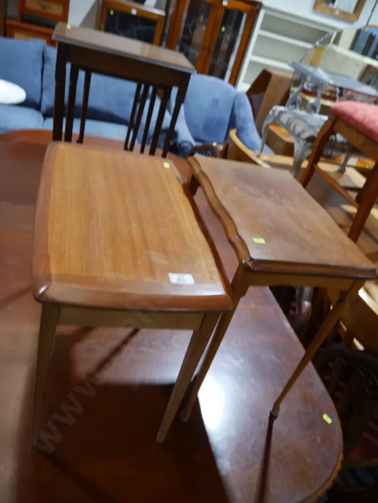 2 occasional tables Image 1++