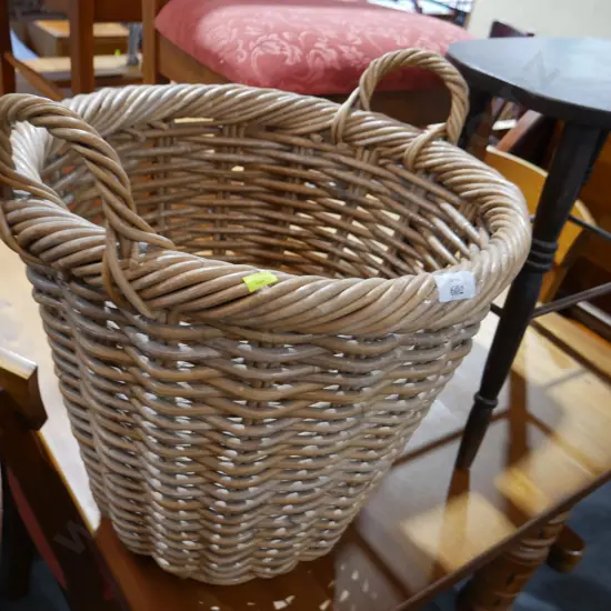 Log basket