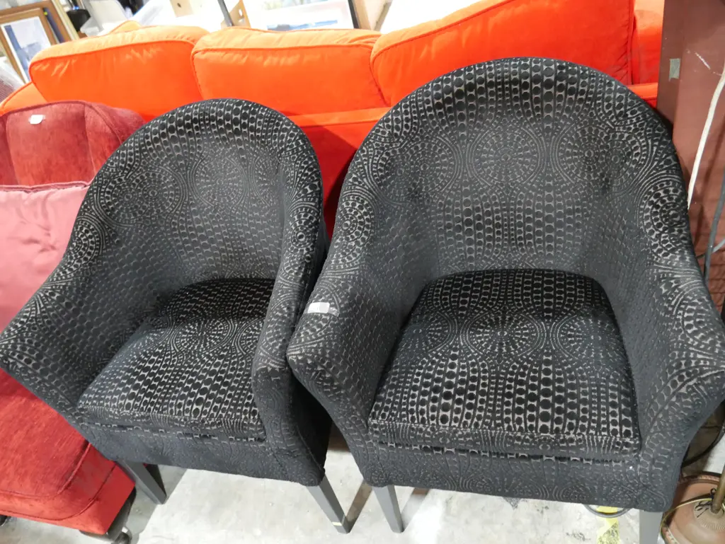 Pair of tub chairs Image 1++