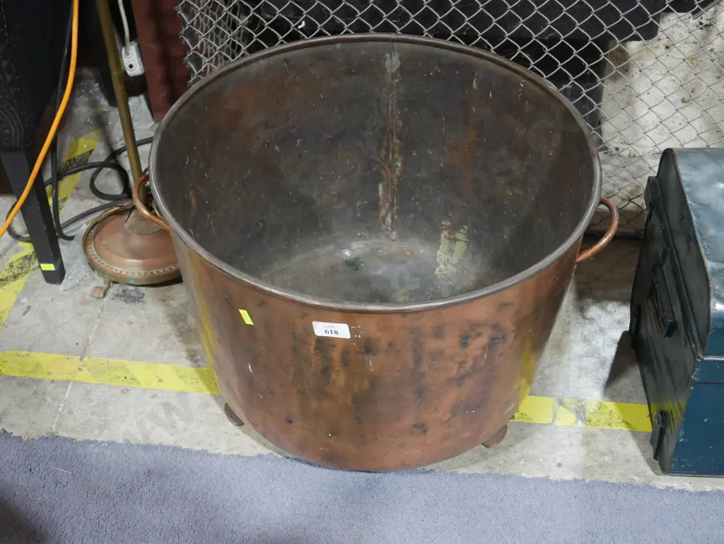 Copper log bin Image 1++