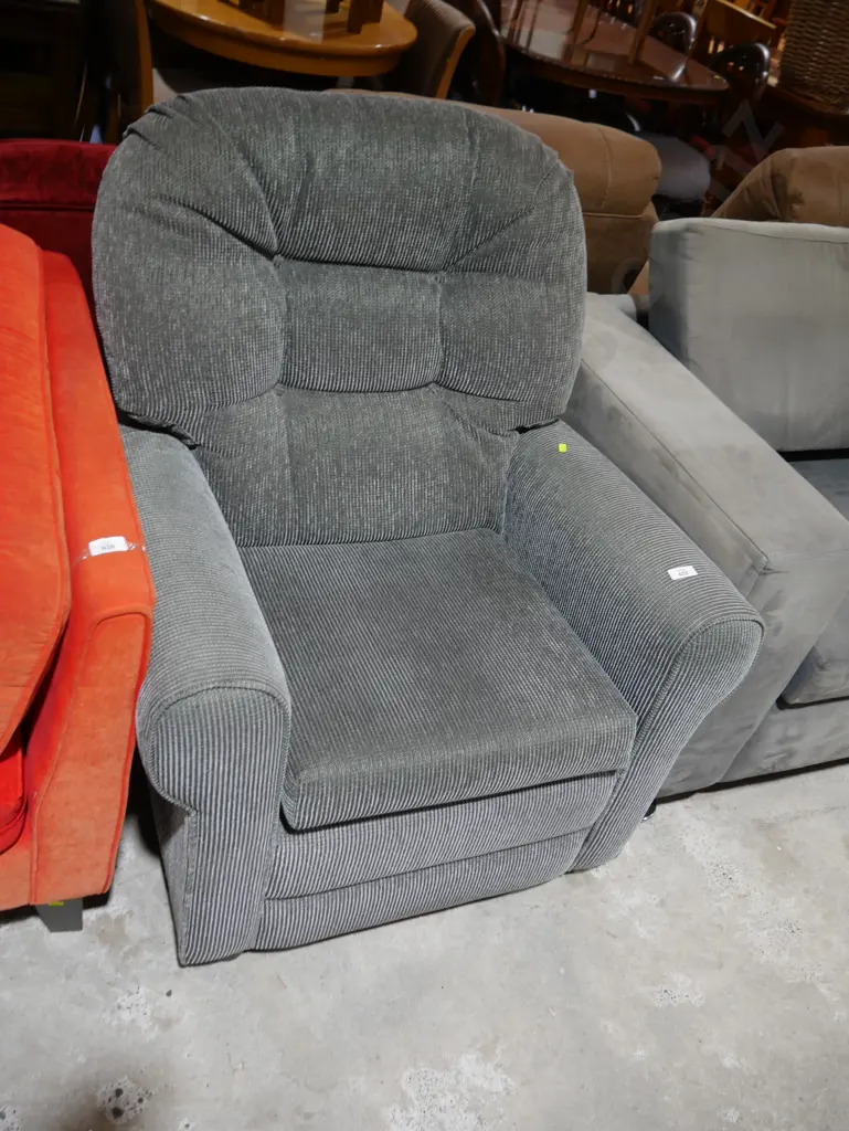 Easy chair Image 1++